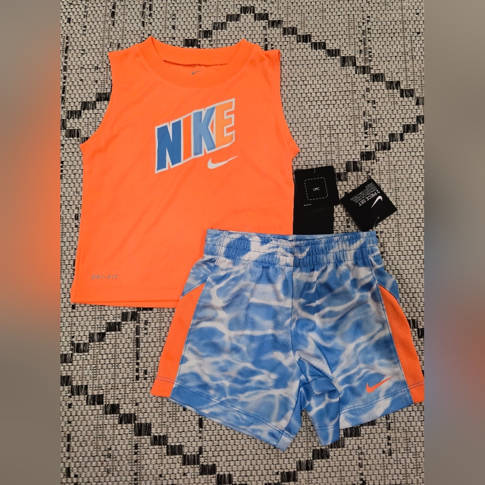 New Nike 24M Dri Fit Set